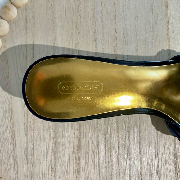 COACH - IZABEL - Size 8.5B - black patent-leather kitten heels **25% OFF** - Picture 6 of 9
